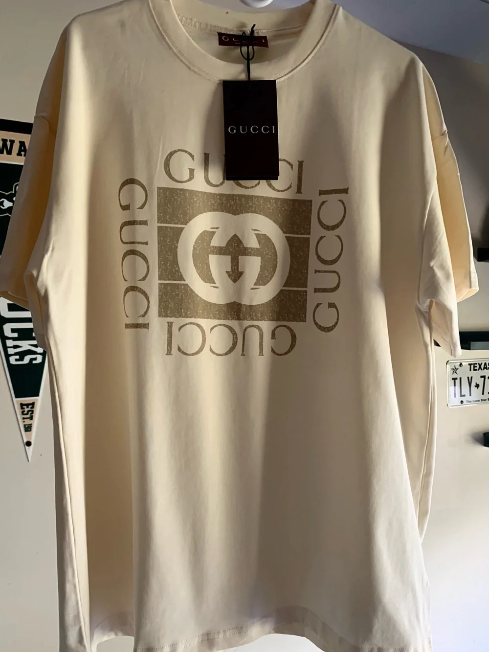 Gucci Cream Short Sleeve Logo T-Shirt with Metallic Print
